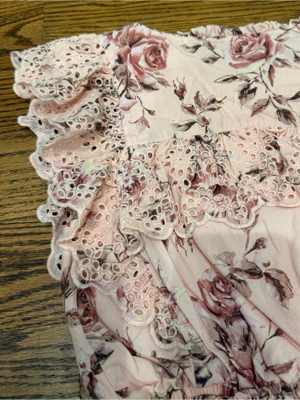 Girls Floral Eyelet Ruffle Top - Picture 4 of 4